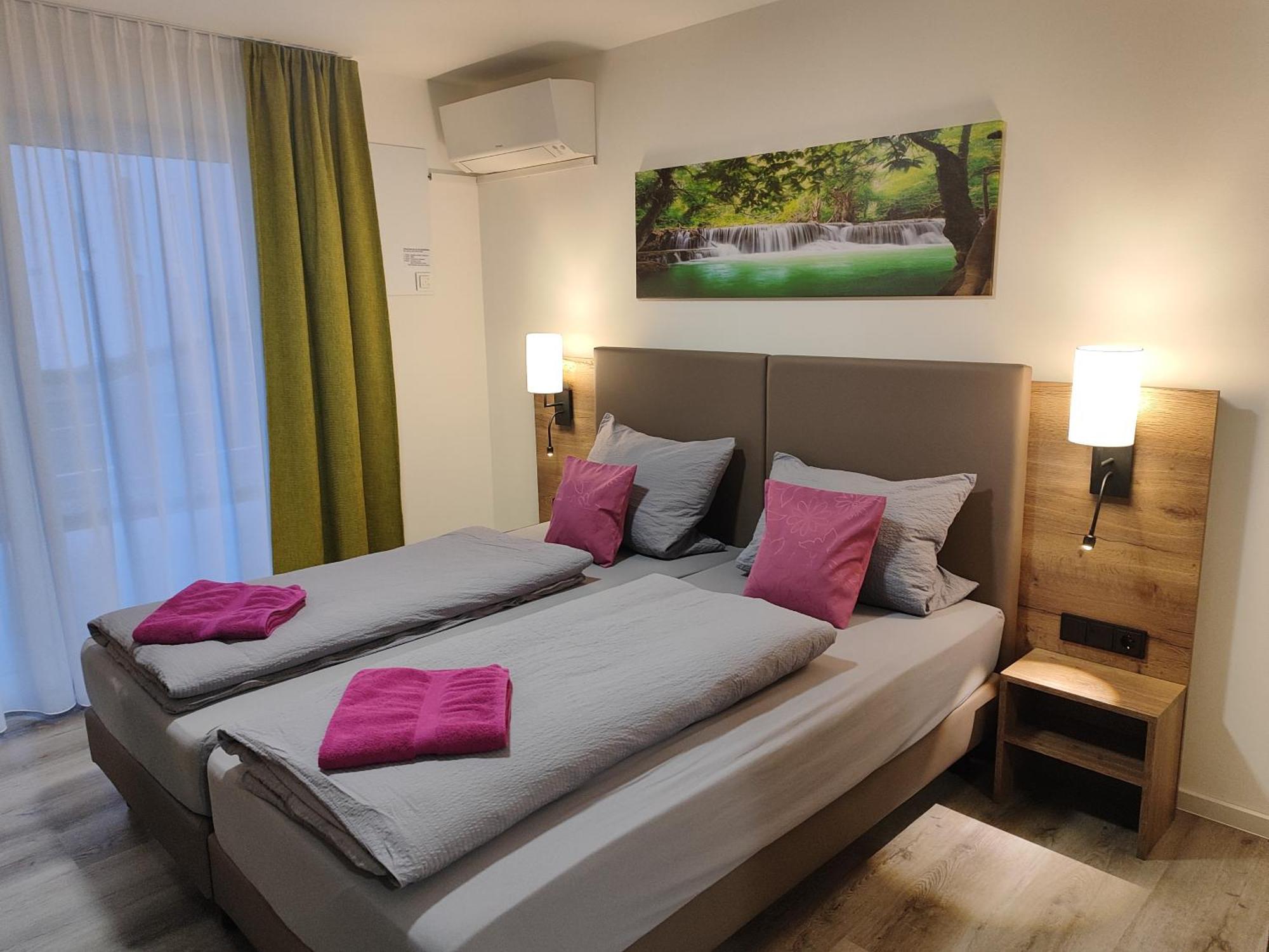 Hotel Gaestehaus Stock Zimmer Wasserfall フリードリヒスハーフェン エクステリア 写真